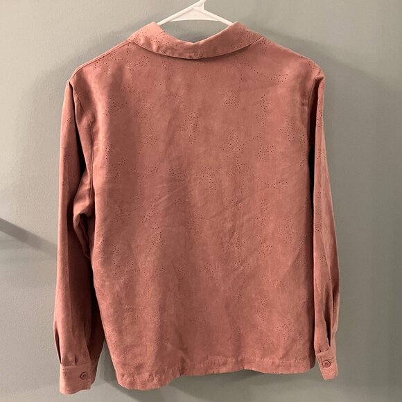 Croft & Barrow Petites Womens Rose Suede Like Long Sleeve Button Up Shirt PM - Picture 7 of 7